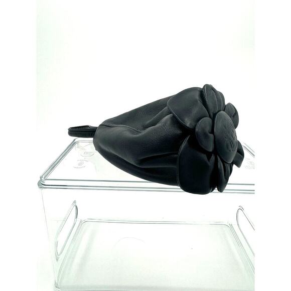 Loewe Anagram Flower Leather Black Wristlet Bag Charm Zipper Closure - Picture 11 of 11